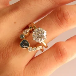Marrow Fine Birthstone Collection | The Kaleidoscope Collection^1.05ct Sapphire and Diamond Kaleidoscope Chevron Ring 14kyellowgold