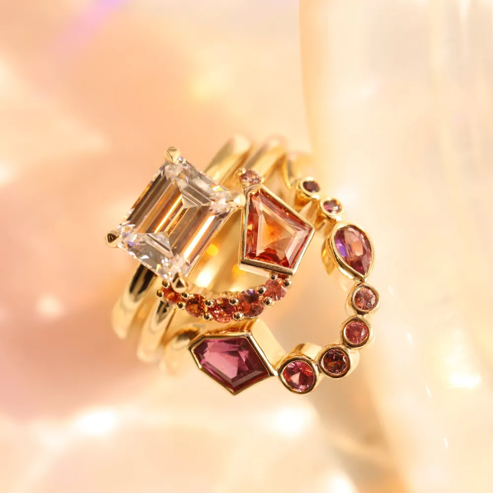 Marrow Fine Birthstone Collection | The Kaleidoscope Collection^0.66ct Winza Sapphire and Sapphire Lucy Band 14kyellowgold