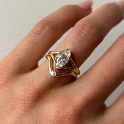 Marrow Fine Wedding Bands | Rings^Rosette Band